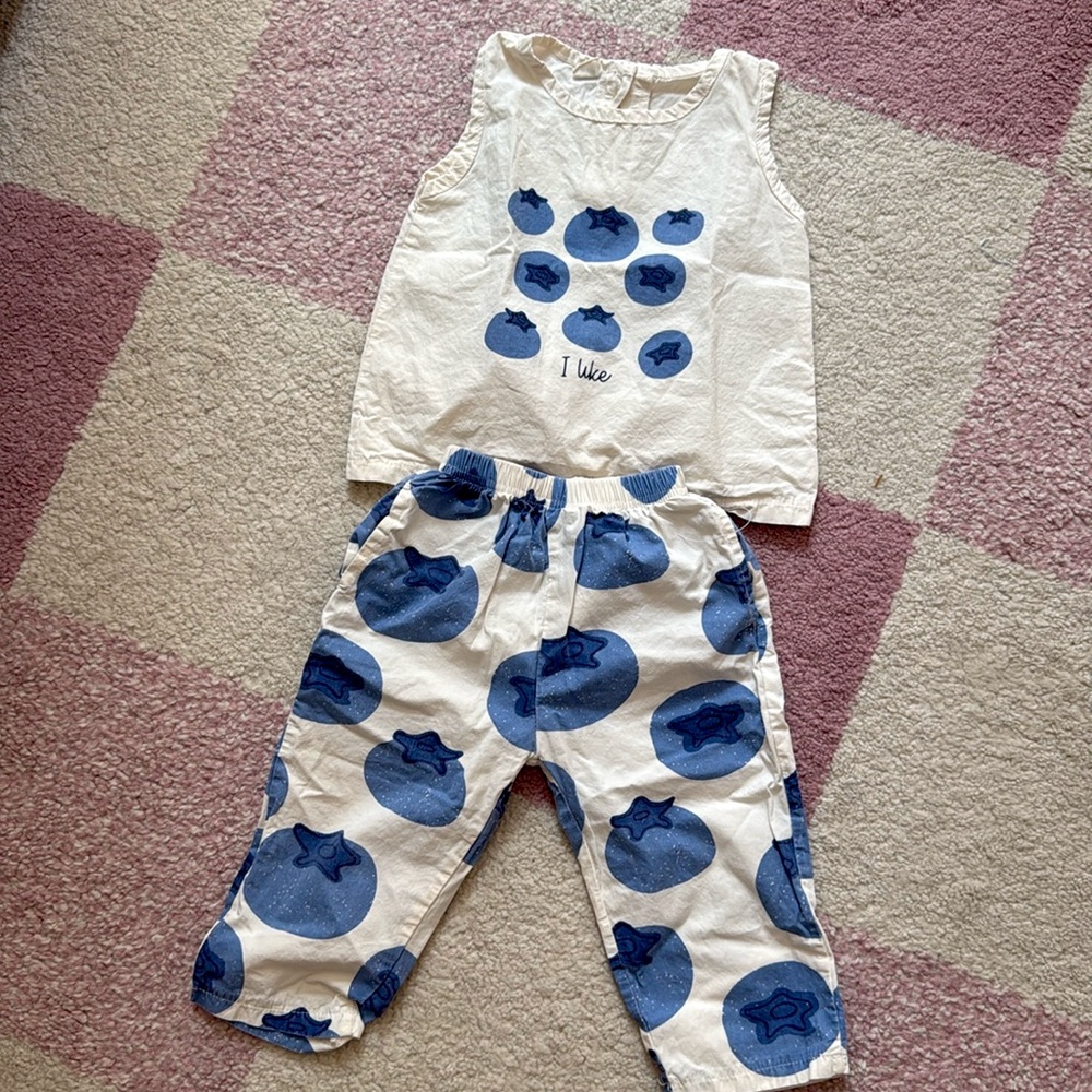 matching set. Worn but good condition, no spots.